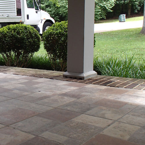 Leveled concrete porch Concrete porch after leveling