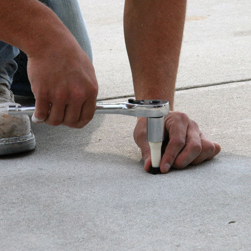 Installing injection ports PolyLevel step 2: installing injection ports