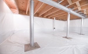 Crawl space structural support jacks installed in Ontario
